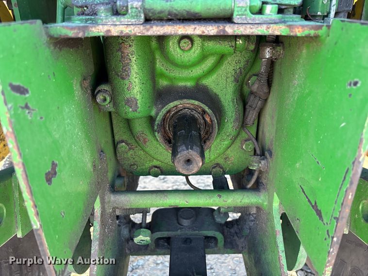 image for item EC3840 2017 John Deere 5090GN MFWD tractor