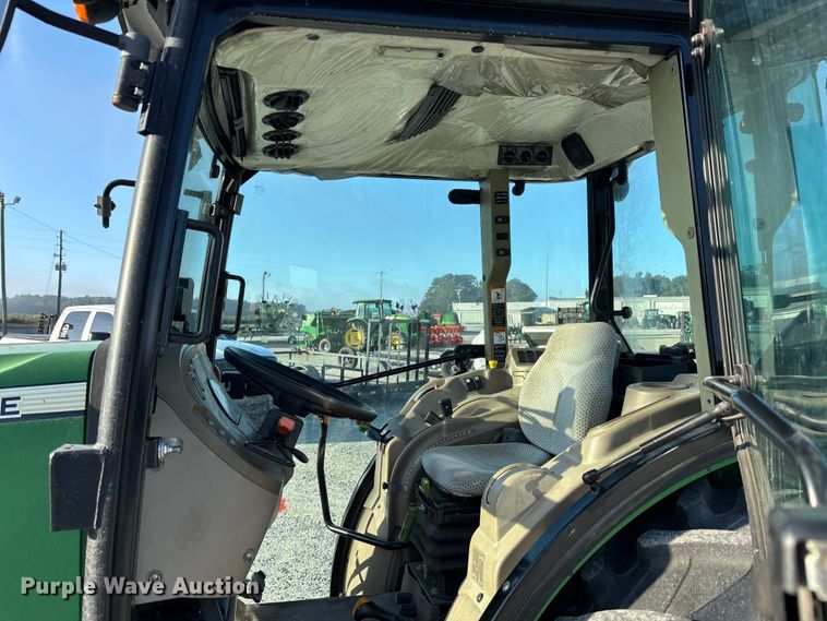 image for item EC3840 2017 John Deere 5090GN MFWD tractor