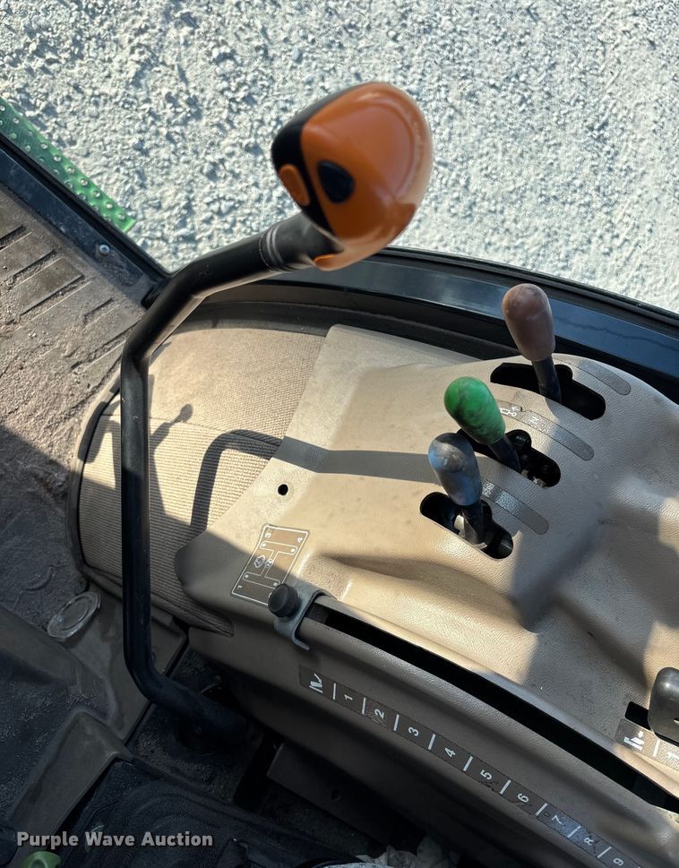 image for item EC3840 2017 John Deere 5090GN MFWD tractor