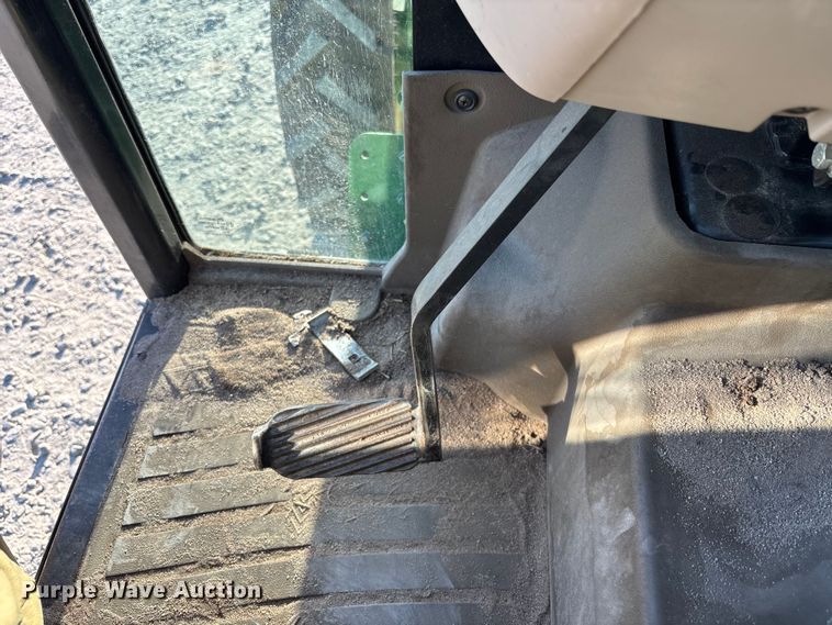 image for item EC3840 2017 John Deere 5090GN MFWD tractor