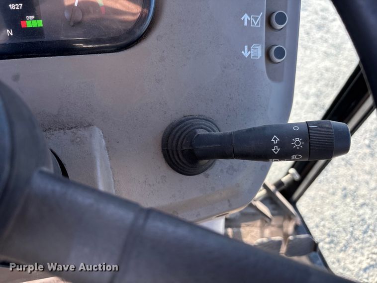 image for item EC3840 2017 John Deere 5090GN MFWD tractor