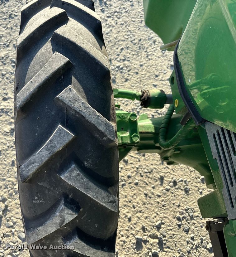 image for item EC3840 2017 John Deere 5090GN MFWD tractor