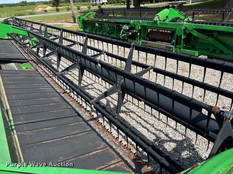 image for item EC3842 2012 John Deere 640FD flex draper head