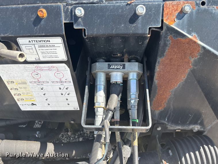 image for item EC3843 2018 MacDon FD75-D flex draper head