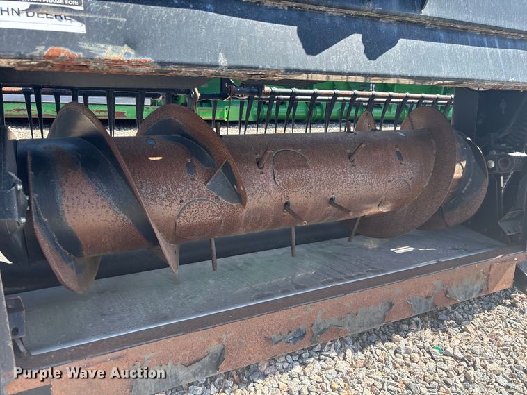 image for item EC3843 2018 MacDon FD75-D flex draper head