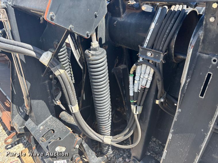 image for item EC3843 2018 MacDon FD75-D flex draper head