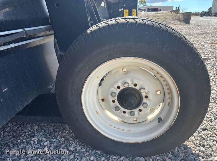 image for item EC3843 2018 MacDon FD75-D flex draper head