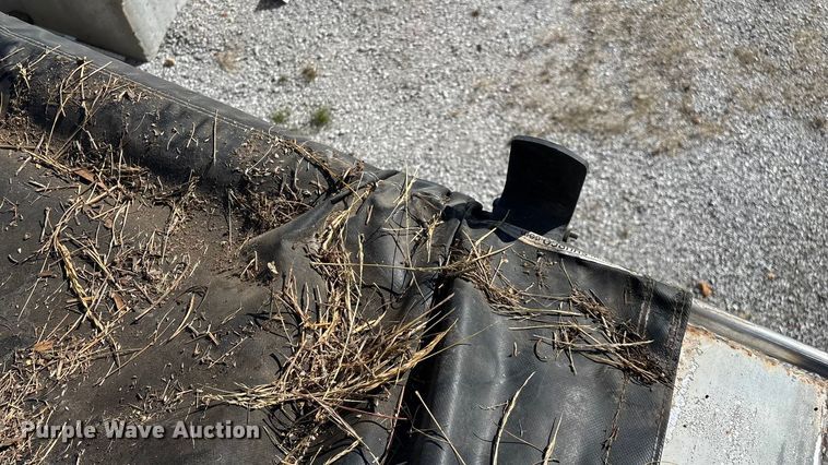 image for item ED2257 2000 Kenworth T800 fertilizer delivery truck