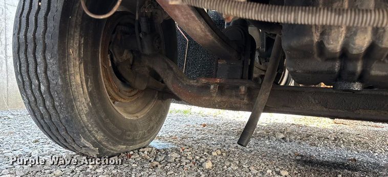 image for item ED2257 2000 Kenworth T800 fertilizer delivery truck