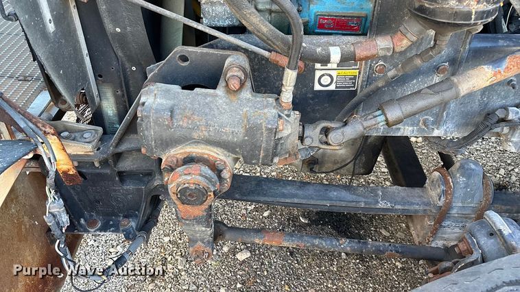 image for item ED2257 2000 Kenworth T800 fertilizer delivery truck