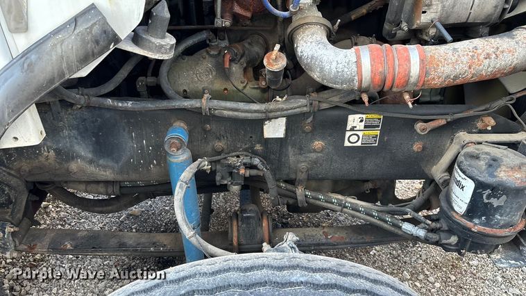 image for item ED2257 2000 Kenworth T800 fertilizer delivery truck