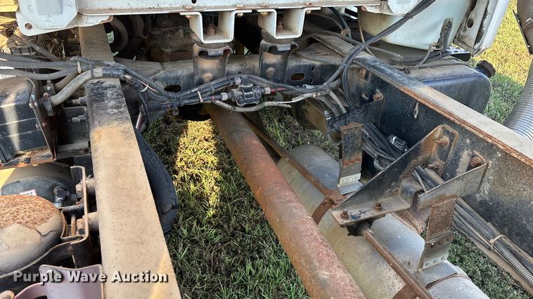 image for item ED2261 1996 Freightliner FL70 Business Class silage truck