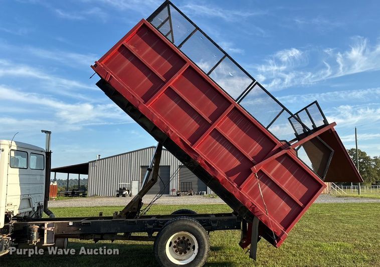 image for item ED2261 1996 Freightliner FL70 Business Class silage truck