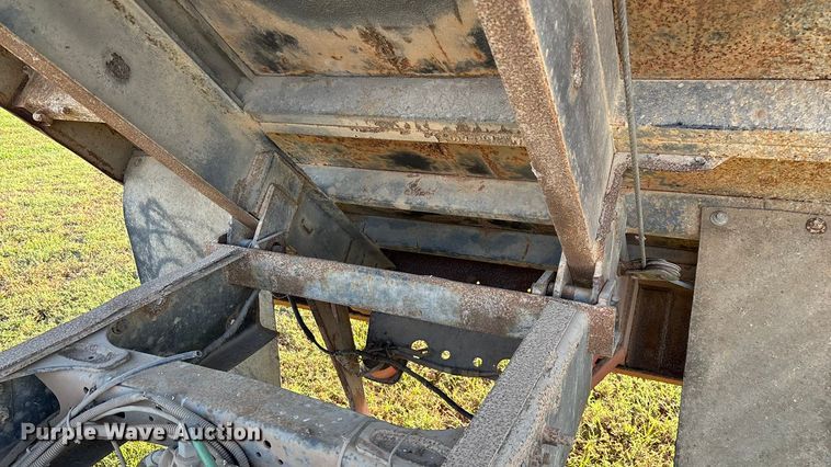 image for item ED2261 1996 Freightliner FL70 Business Class silage truck