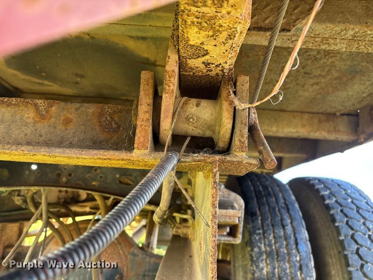 image for item ED2261 1996 Freightliner FL70 Business Class silage truck