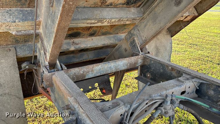 image for item ED2261 1996 Freightliner FL70 Business Class silage truck