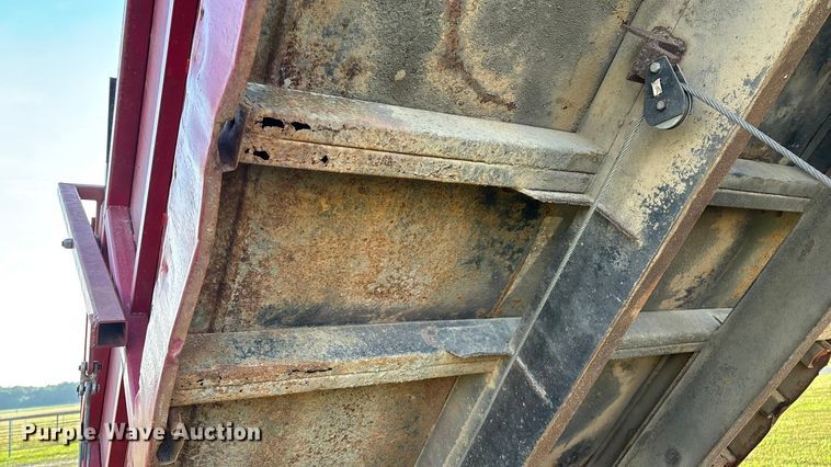 image for item ED2261 1996 Freightliner FL70 Business Class silage truck