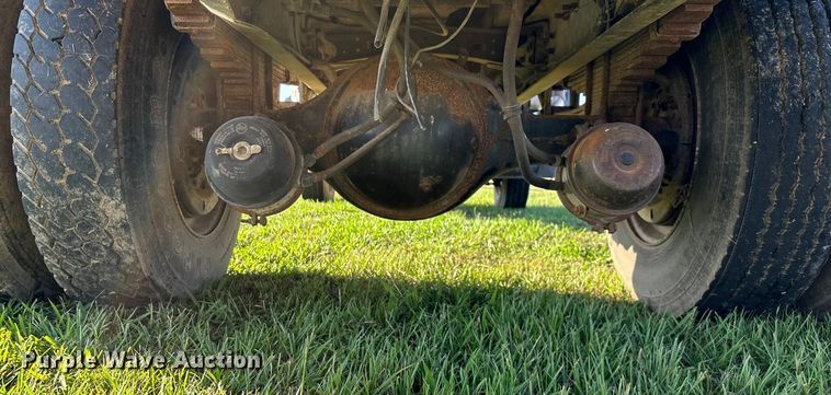 image for item ED2261 1996 Freightliner FL70 Business Class silage truck