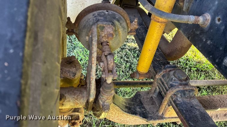 image for item ED2261 1996 Freightliner FL70 Business Class silage truck