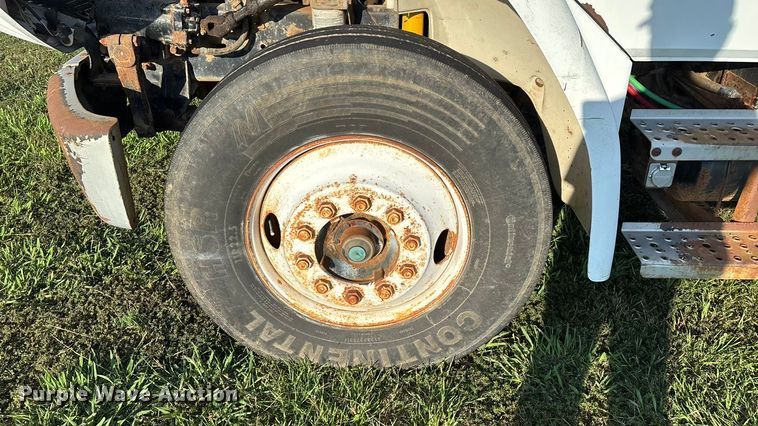 image for item ED2261 1996 Freightliner FL70 Business Class silage truck