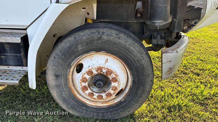 image for item ED2261 1996 Freightliner FL70 Business Class silage truck