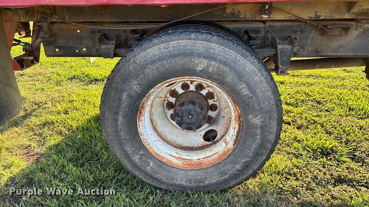 image for item ED2261 1996 Freightliner FL70 Business Class silage truck