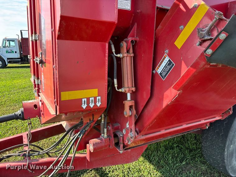 image for item ED2262 Schuler SRM254 feed mixer