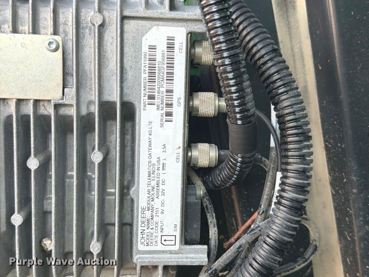 image for item ED5951 2022 John Deere 6105E MFWD tractor