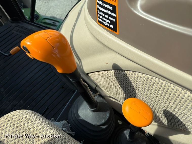 image for item ED5951 2022 John Deere 6105E MFWD tractor