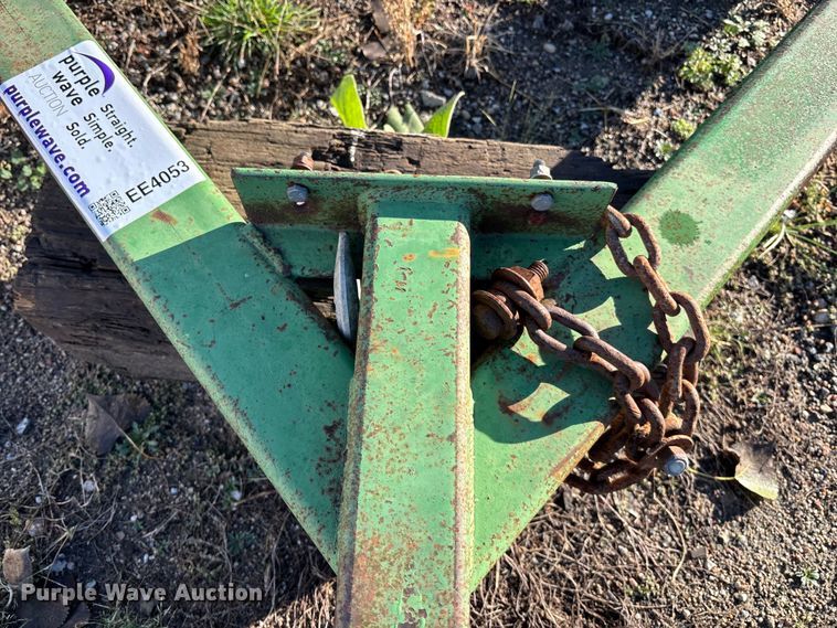 image for item EE4053 John Deere header trailer