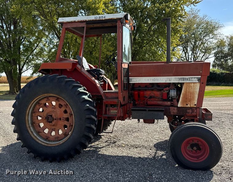 image for item EF2195 1977 International Harvester Hydro 186 tractor