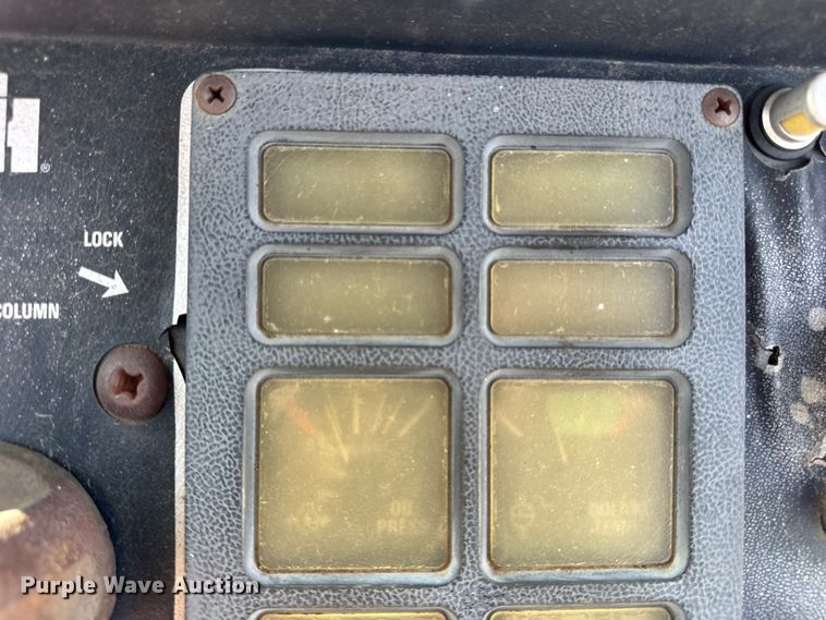 image for item EF2195 1977 International Harvester Hydro 186 tractor