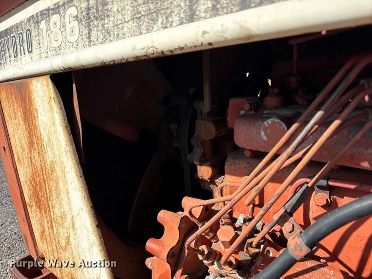 image for item EF2195 1977 International Harvester Hydro 186 tractor