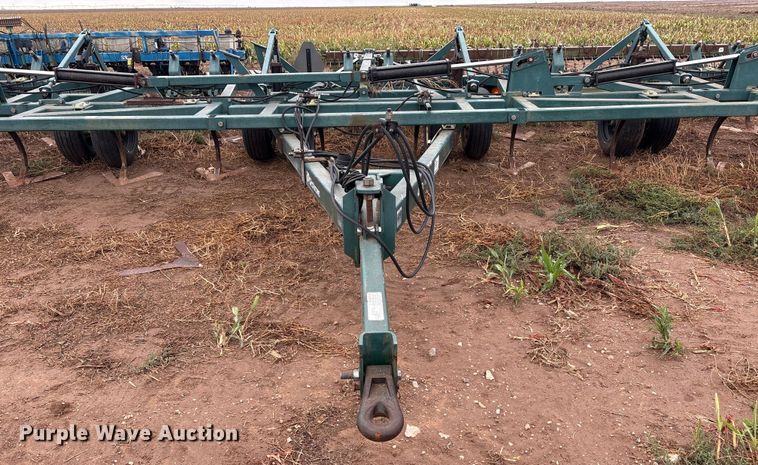 image for item EF6058 Orthman Fallowmaster field cultivator