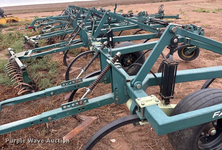 image for item EF6058 Orthman Fallowmaster field cultivator