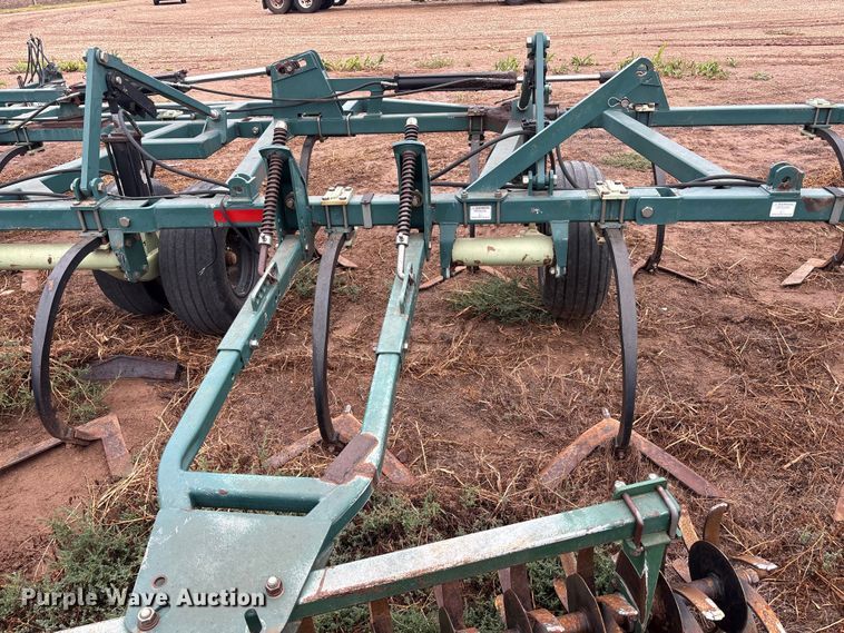 image for item EF6058 Orthman Fallowmaster field cultivator