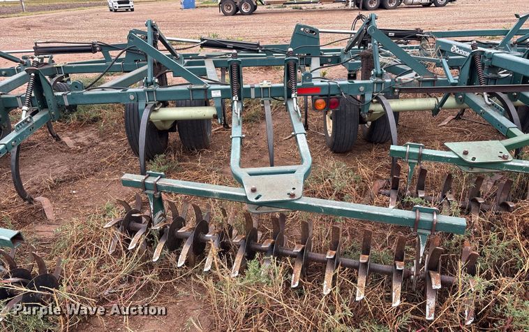 image for item EF6058 Orthman Fallowmaster field cultivator