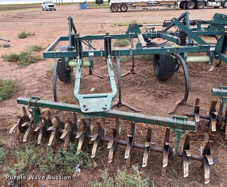 image for item EF6058 Orthman Fallowmaster field cultivator