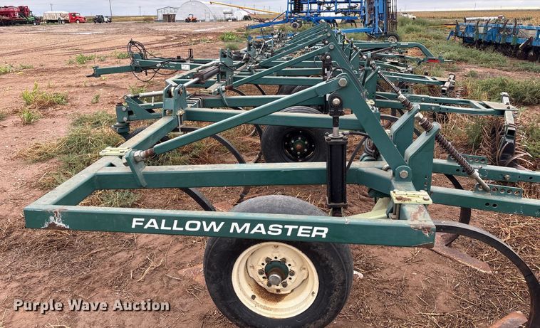 image for item EF6058 Orthman Fallowmaster field cultivator