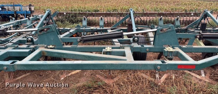 image for item EF6058 Orthman Fallowmaster field cultivator