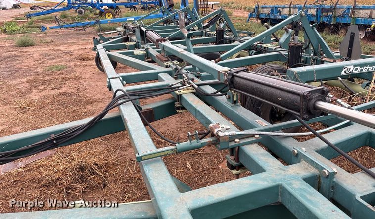 image for item EF6058 Orthman Fallowmaster field cultivator