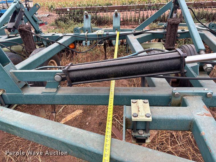 image for item EF6058 Orthman Fallowmaster field cultivator