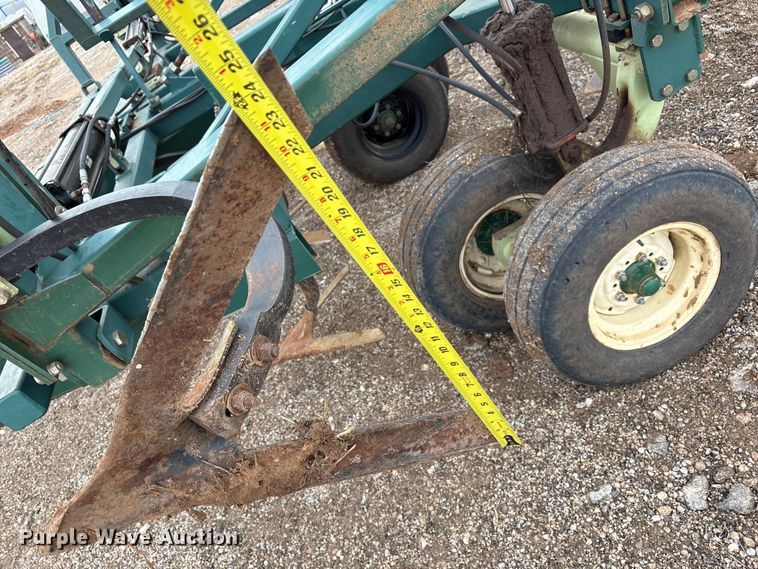 image for item EF6058 Orthman Fallowmaster field cultivator