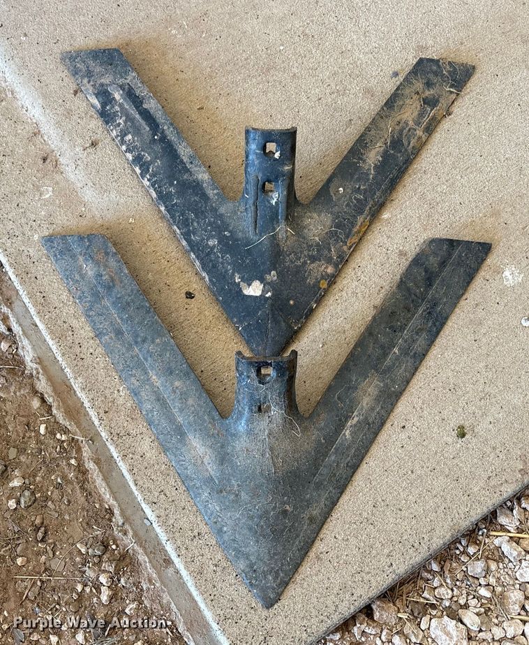 image for item EF6058 Orthman Fallowmaster field cultivator