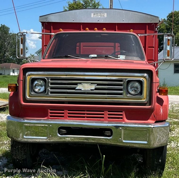 image for item EK8407 1977 Chevrolet C65 grain truck