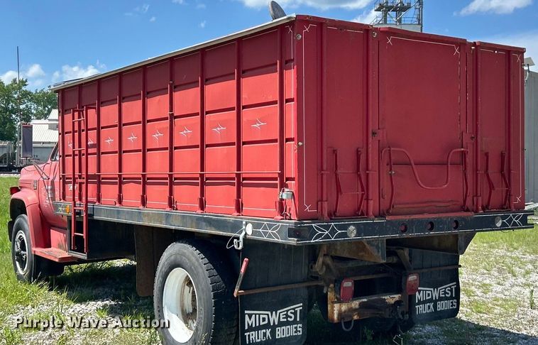 image for item EK8407 1977 Chevrolet C65 grain truck