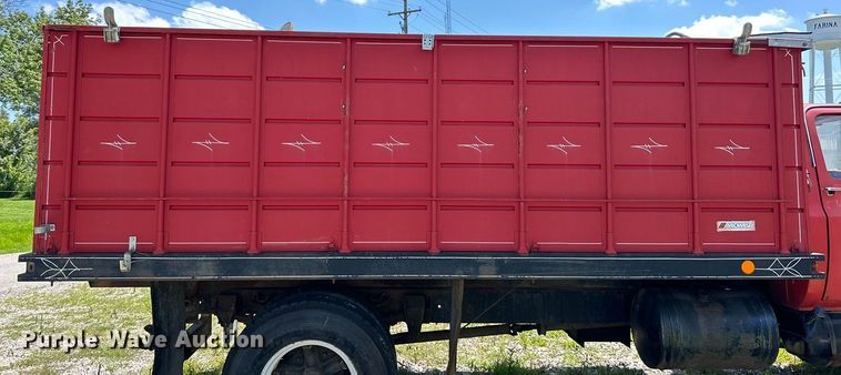 image for item EK8407 1977 Chevrolet C65 grain truck