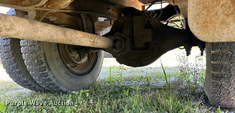 image for item EK8407 1977 Chevrolet C65 grain truck