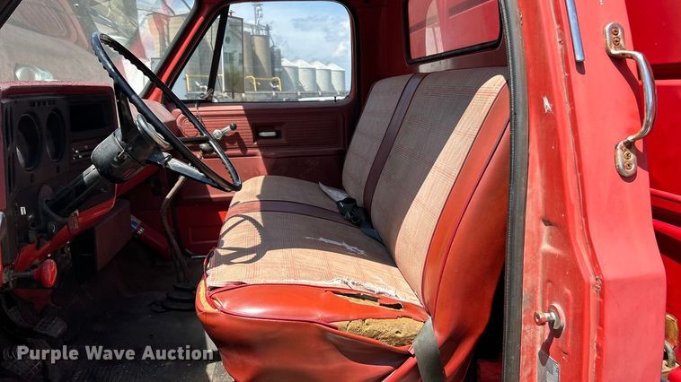 image for item EK8407 1977 Chevrolet C65 grain truck