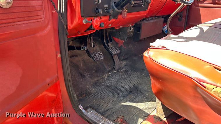 image for item EK8407 1977 Chevrolet C65 grain truck